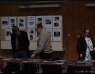 Frank Vanderstraeten geeft uitleg bij de tentoonstelling.